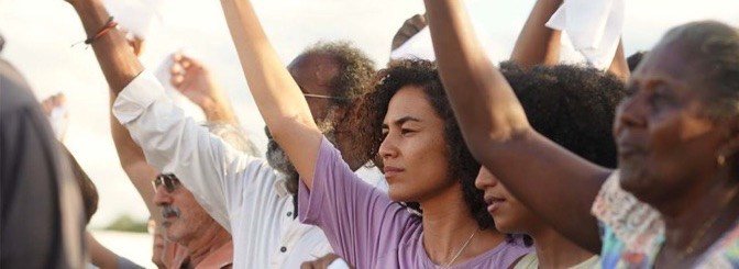 Cannes 2019 Günlükleri #2 (Les Miserables, Bacurau, The Swallows of Kabul) eksisinema.com/cannes-2019-gu…