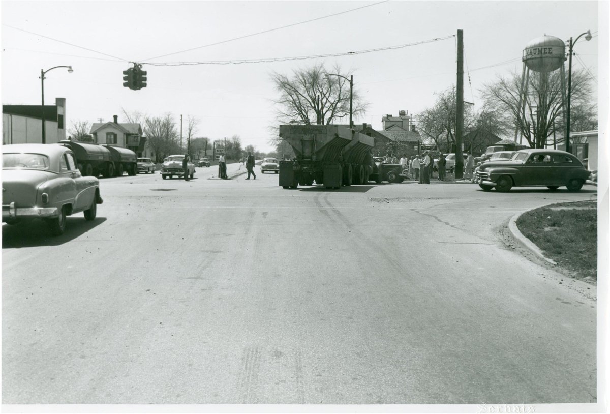 MaumeePolice's tweet photo. Crash AWT @ Conant St.  #PoliceWeek2019 https://t.co/gDDGs5gIyH