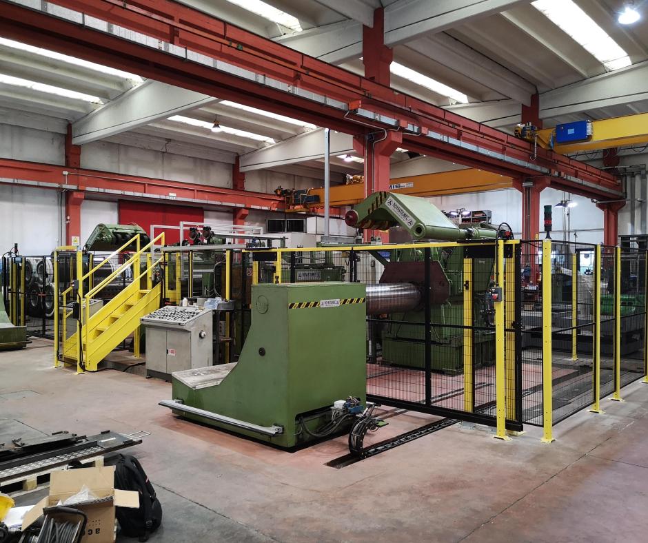 accessafety's tweet photo. This is PERIMETRA: Securities’ realization and adjustment on Slitter machinery according to Annex V of Legislative Decree 81/08 
- Design 
- Supply 
- Installation 
- Declaration and certificates 
- Training 

#machineguarding #machinesafety #safetyfirst https://t.co/BAfzUhP0yD