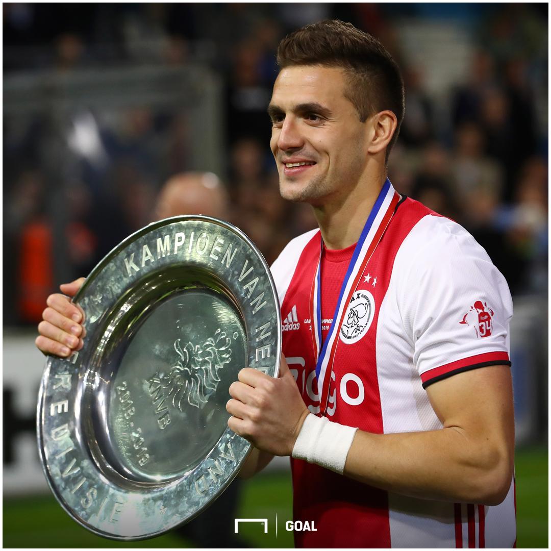 Stoffig Absoluut Mevrouw GOAL on Twitter: "Dusan Tadic's season: 👕 55 games ⚽️ 36 goals 🅰️ 24  assists 🏆 KNVB Beker 🏆 Eredivisie https://t.co/vrGTcqufux" / Twitter