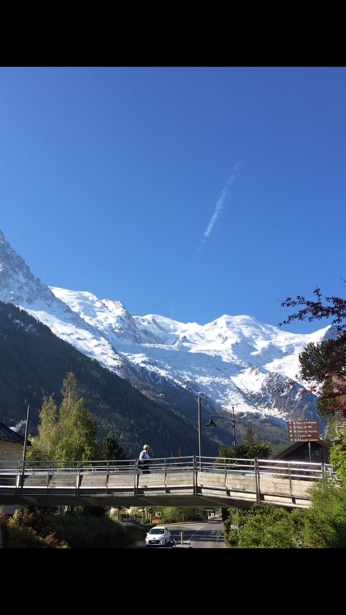 ⁦L’ANDES prend de la hauteur à #Chamonix-Mont-Blanc: ouverture du 23 eme congrès national ⁦@ReseauAndes⁩ #sportnature en présence de M. ⁦@jpsiutat⁩ President de la ⁦⁩ ⁦@ffbasketball⁩