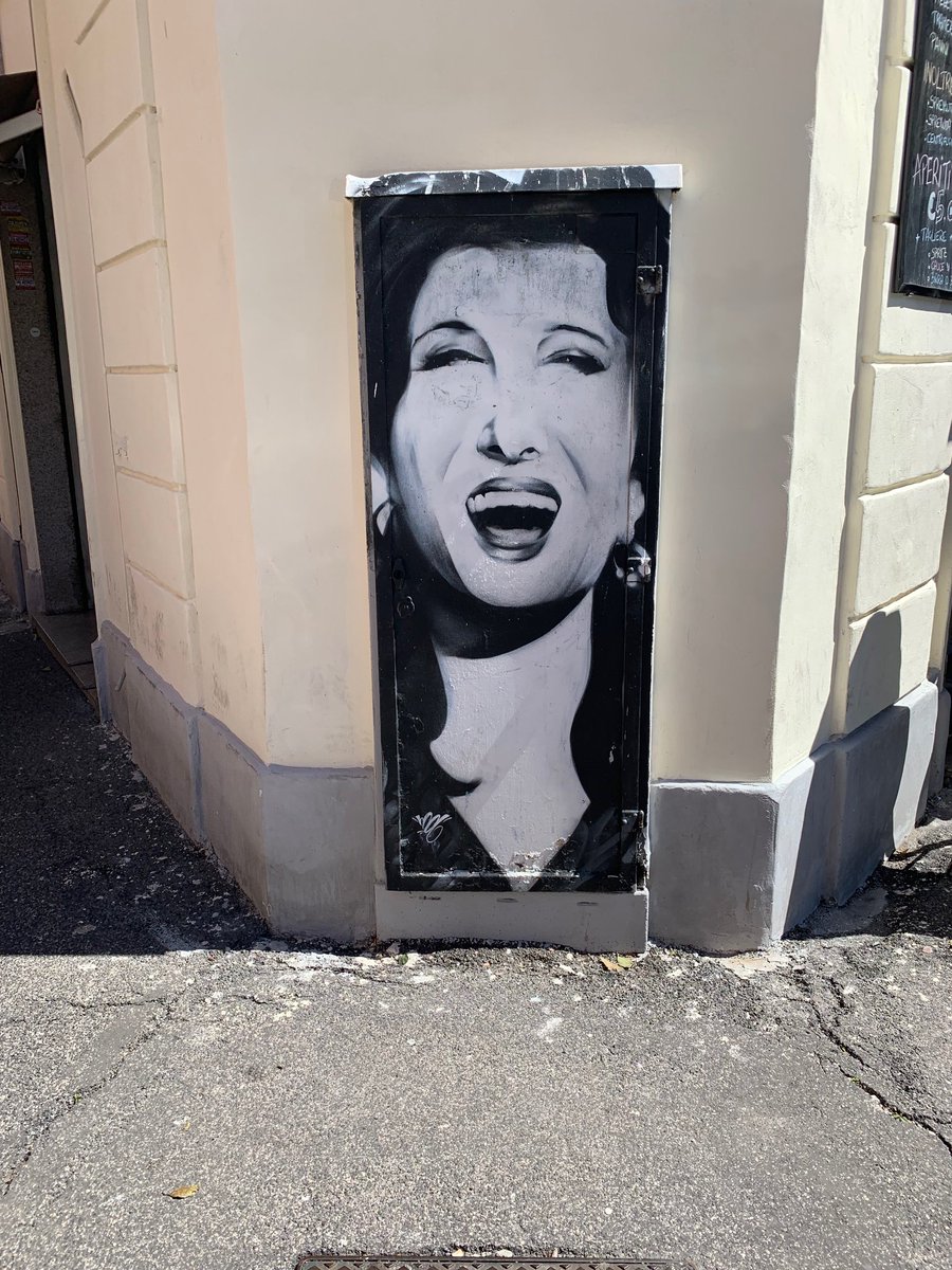 We finished the first part of a huge project with the local intercultural schools. Together with <a href="/Karawanfest/">Karawan</a> we are creating the first community map of the history of local cinema #EcomuseoCasilino