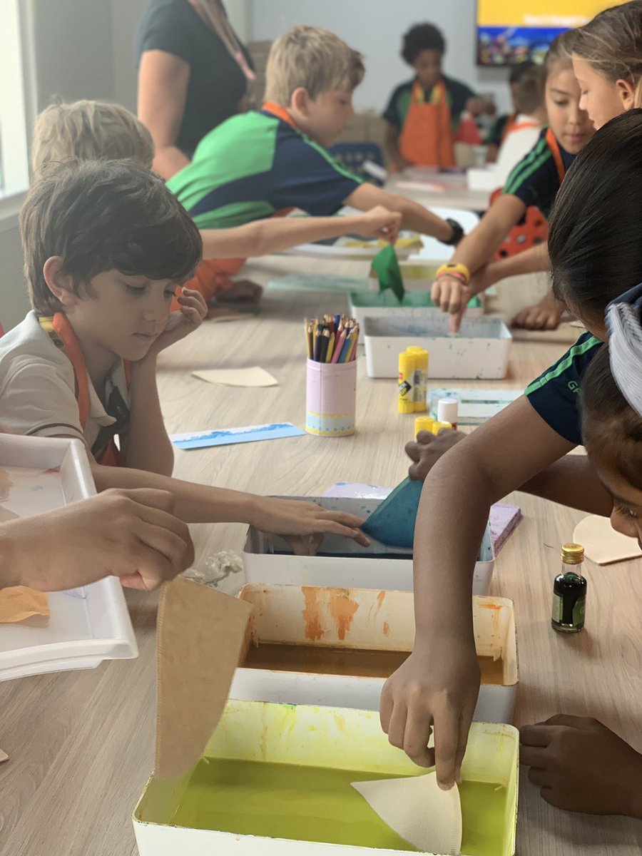 GISPYPG3's tweet image. What a wonderful day @expo2020dubai learning about the history and purpose of the Expo while focusing on the importance of sustainability as a driving force 💡