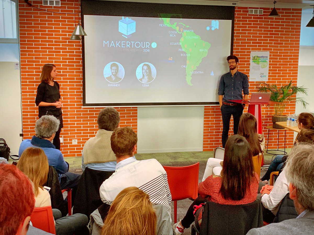 filbiniou's tweet photo. Les innovateurs de #GRDF poursuivent leur matinée préparation pour la visite de #VivaTech avec l’expérience inspirante de @LKernoa et Vianney Graffan de @MakerTour ! 

Un REx qui donne plein d’idées à cette assemblée de créatifs 🤩 https://t.co/4IclVOuh6z
