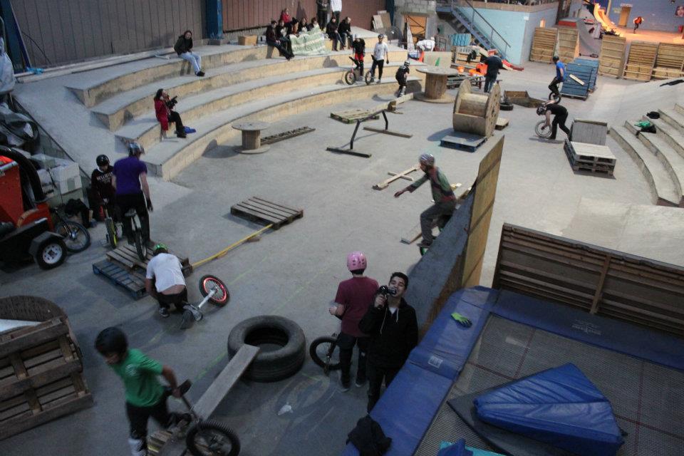 #tbt to the 2011 UK Trials Championships

#throwback #throwbackthursday #thursday #trials #unicyclelife #ukunicycling #trialsunicycling #unicycle #unicycling #dynamixskatepark #gateshead
