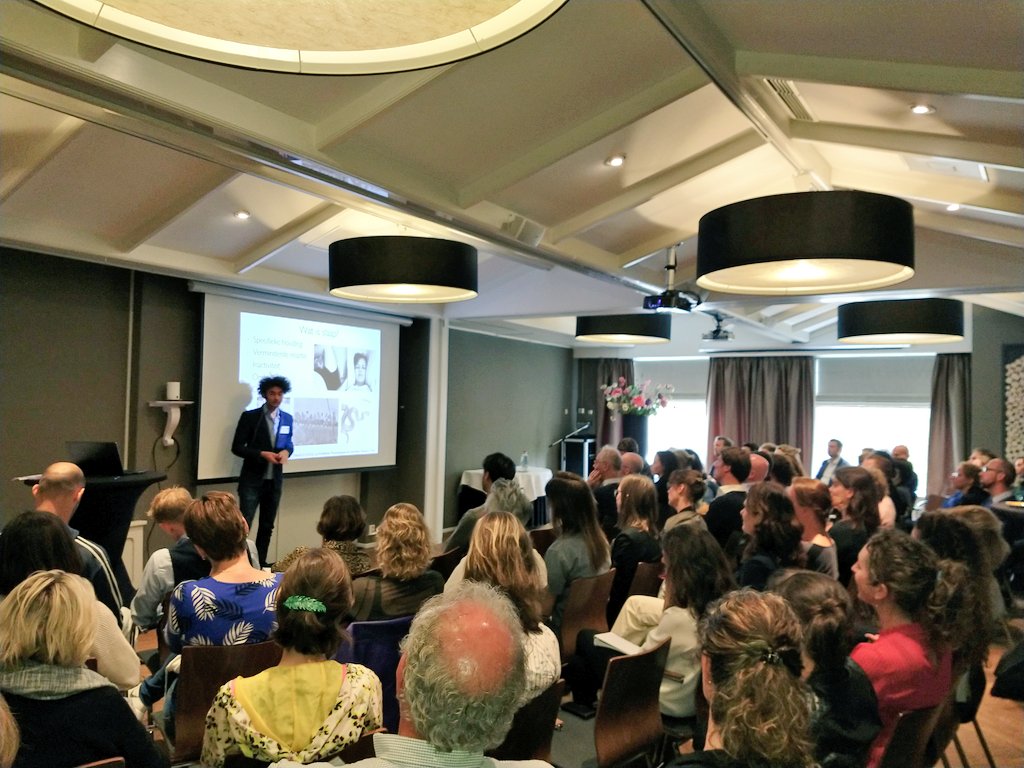 KasperJanssen's tweet image. Ysbrand van der Werf over de functie van #slaap. #duurzaam #presteren @arkosportsmedia