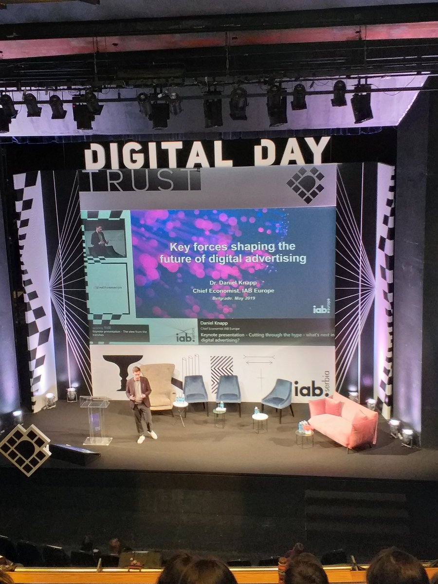 Office for the day.
#DigitalDay2019 by <a href="/IABserbia/">IAB Serbia</a>