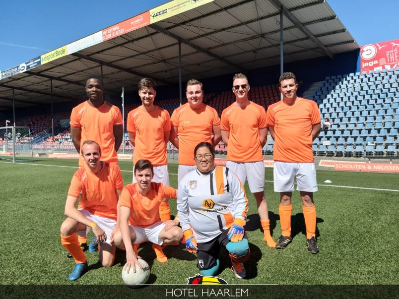 Team Haarlem heeft gisteren, samen met alle andere Van der Valk collega's, gestreden voor de Toekanbeker in het Van der Valk Toekan tournooi! Helaas kwamen wij niet verder dan de kwartfinale, maar hebben we genoten van een hele mooi dag!