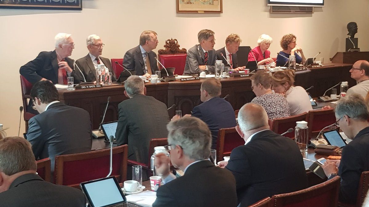 Laatste Verenigde Vergadering voor mij als hoogheemraad: ik kijk trots en met veel voldoening terug wat we samen bereikt hebben. Iedereen die zijn of haar steentje heeft bijgedragen: veel dank! 😇