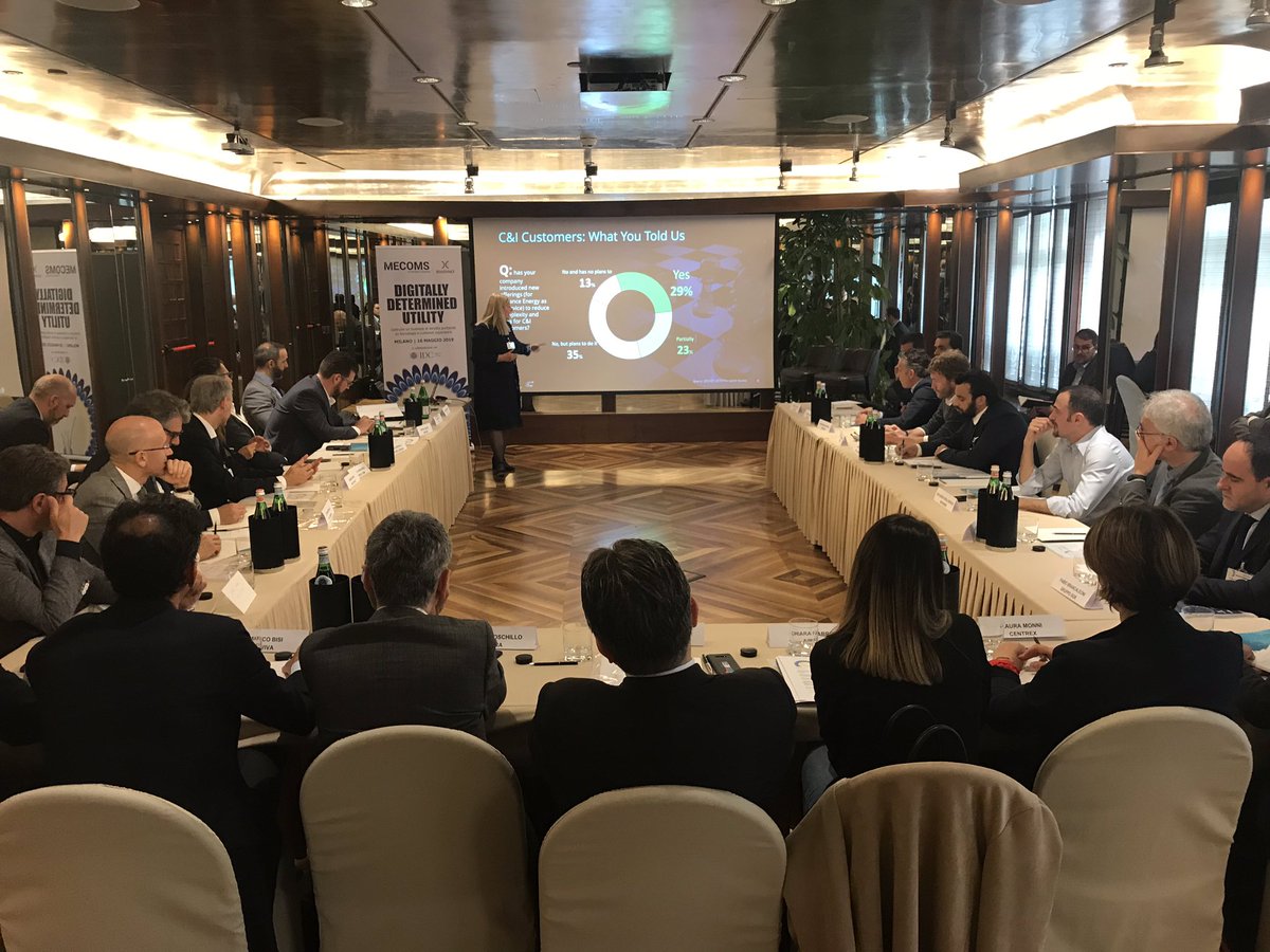 jmancini_IDC's tweet image. Oggi @IDCItaly è a Milano per #DigitalUtility, un momento di incontro e confronto per le aziende utility italiane sulle tecnologie a supporto della #CustomerExperience. Con gli amici di @MECOMS e @xdatanet