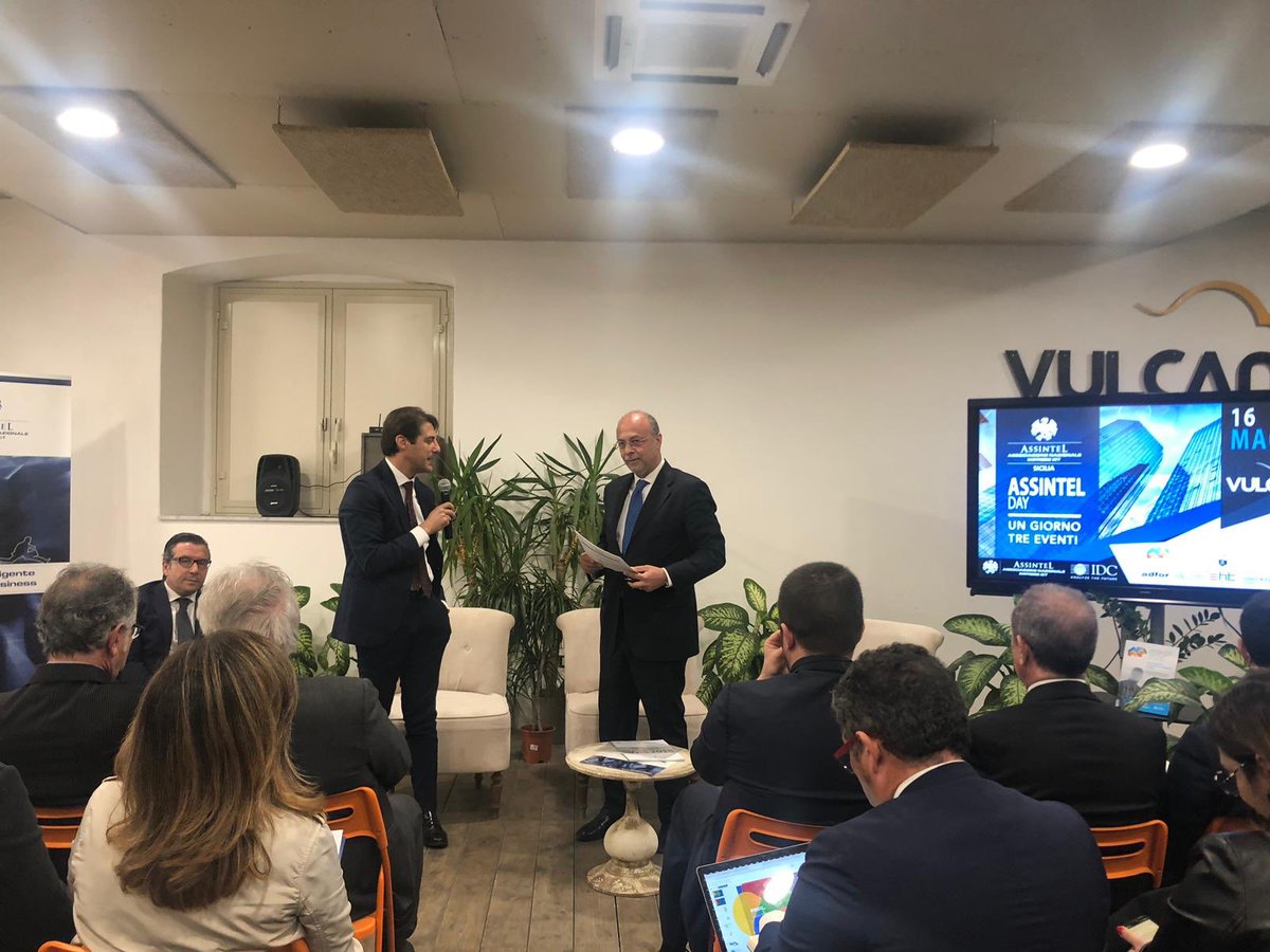AssintelSicilia's tweet image. Intervento del Direttore Autorità Regionale per l’Innovazione Tecnologica Vincenzo Falgares all’evento dedicato all’Assintel Report XL di oggi