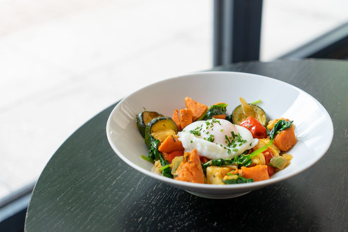 One Pot special of the week is halloumi hash!
#ReuseRevolution #Coffee #InstaCoffee #CafeLife #ThanksToCoffee #TheTrendyBarista #CoffeeAddict #CoffeeGram #CoffeeOfTheDay #BaristaHustle #InstaGood #CoffeeLover #SpecialityCoffee #CoffeeHolic #CoffeeLove #Barista #COFFEESHOTS #Cafe