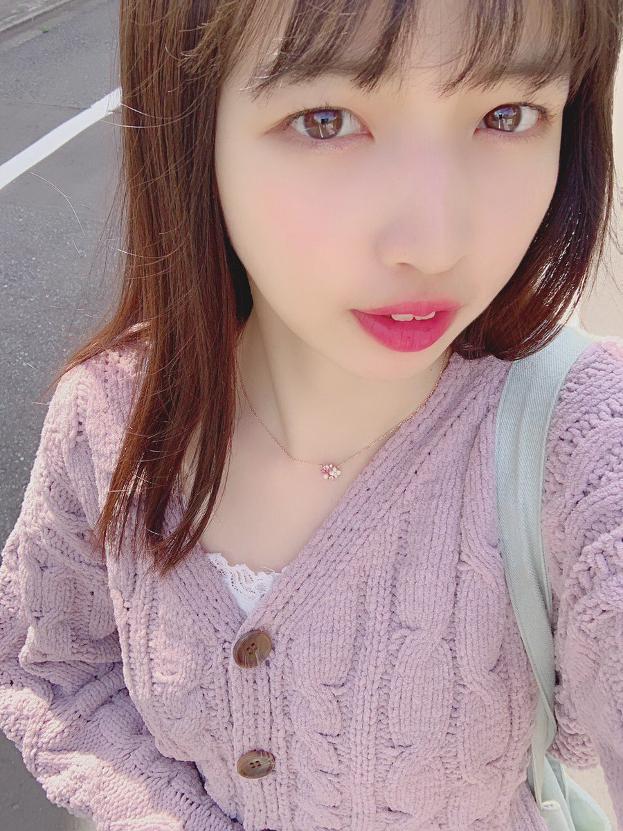 今日も一日お疲れ様でした！🌷
また天気が良くなってきましたね〜、よかったよかった😊
この後21:30〜showroom配信しますっ！3日間のスケジュールも！
17日 朝7:00〜
18日 朝9:00〜
19日 朝9:00〜
みにきておくれー笑
#TPD_ DASH
#谷川陽菜