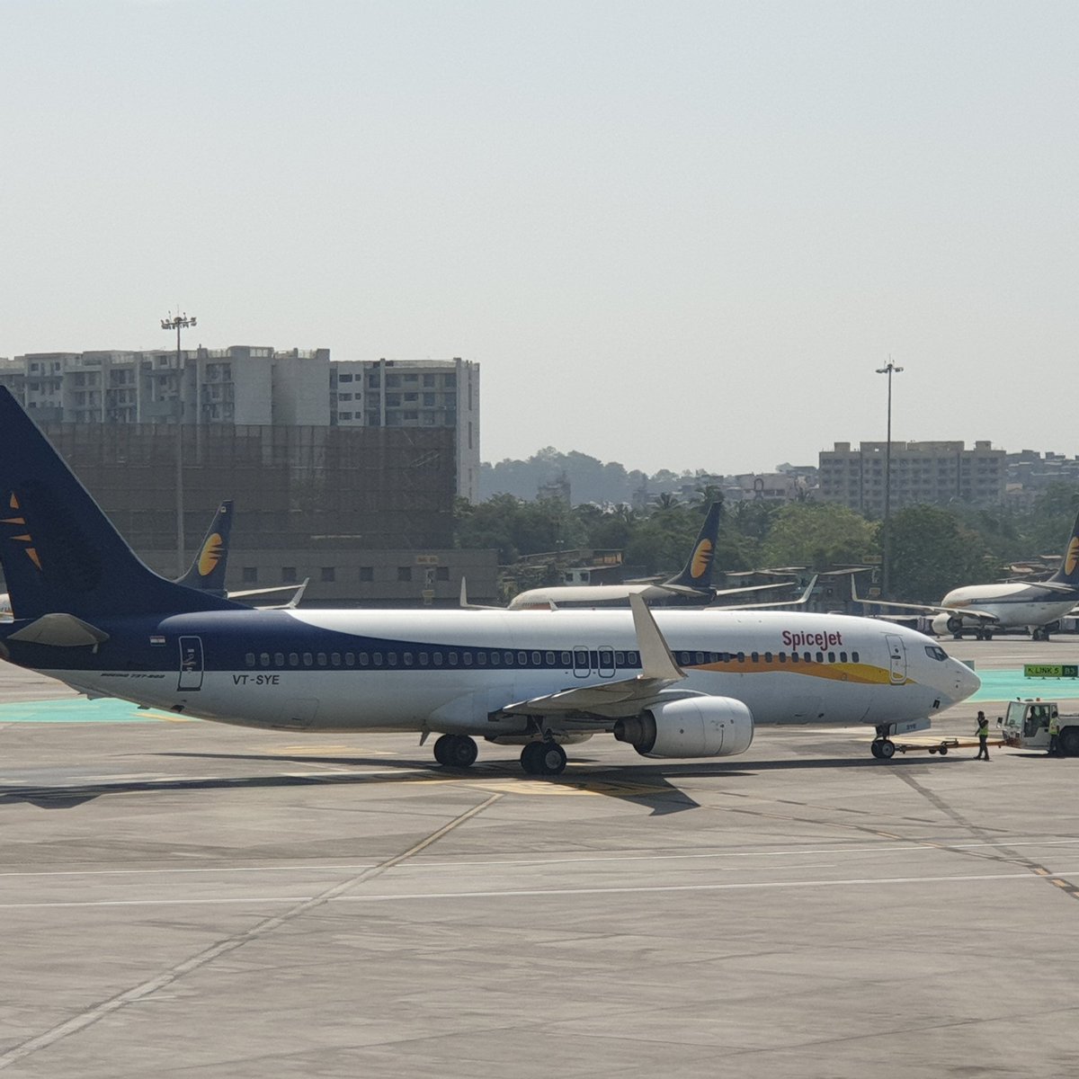 SuchayanM's tweet image. Do we call this a #spicemax upgrade for #JetAirways ?