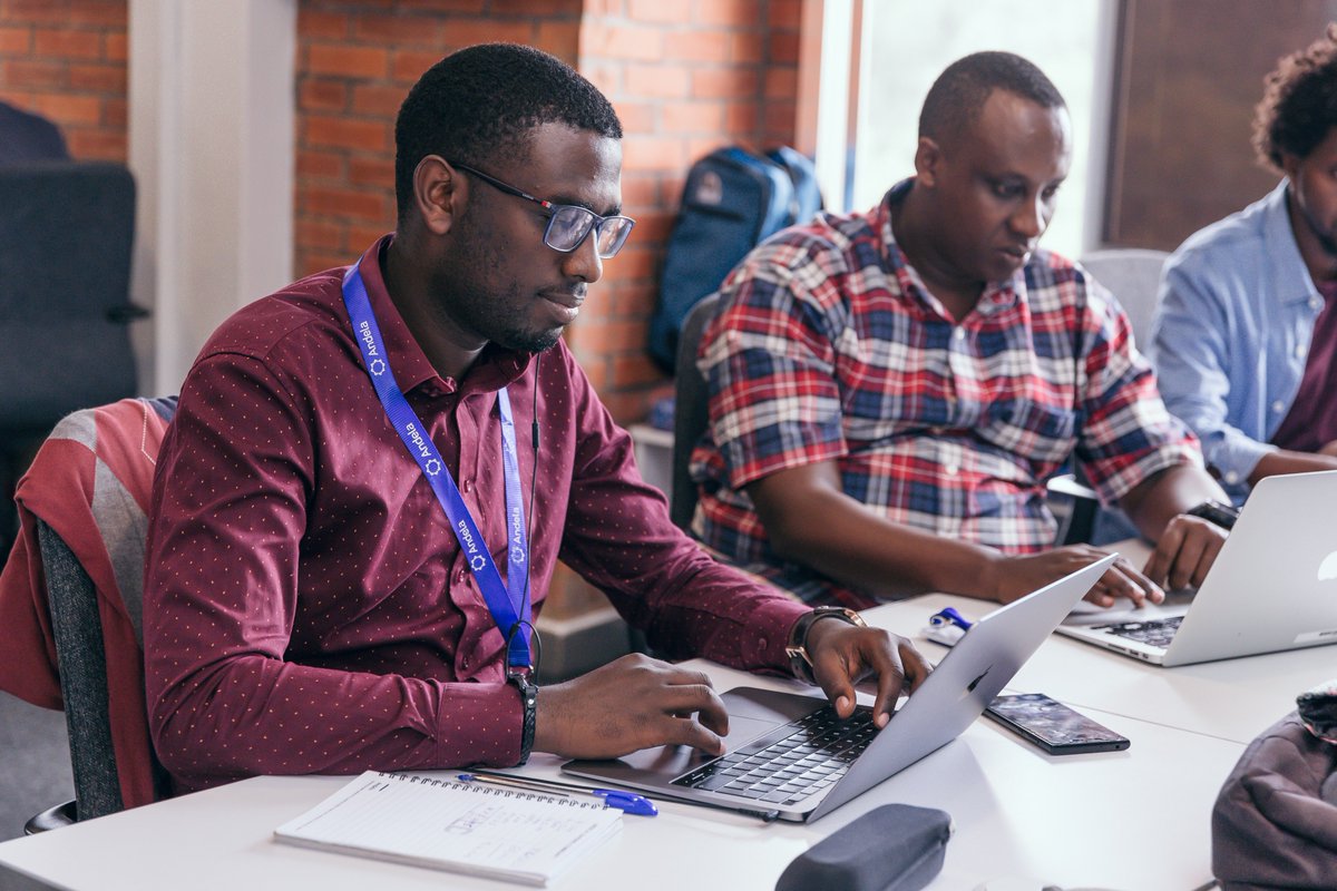 AndelaRwanda's tweet photo. Prepare your presentation:
✅ Capture the most relevant information.
✅ Ask yourself what your audience should know about the application.
✅ Write down your key speaking points or prepare a powerpoint presentation with diagrams and less of the words.
#DeveloperSoftSkills https://t.co/MRoncPCasb