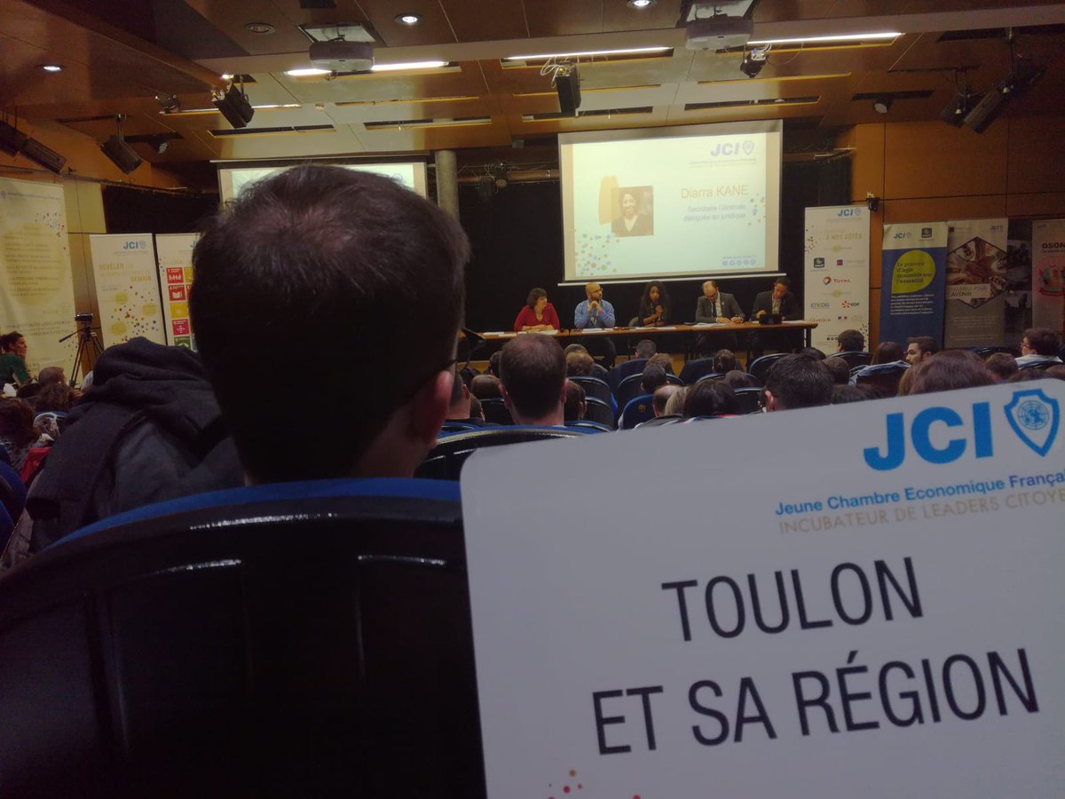 JCEToulon's tweet photo. √6 membres de la JCETr à la conférence européenne JCI

Du 8 au 11 mai , nos membres ont pu rencontré 1600 jeunes de l'Europe entière, partageant les mêmes aspirations et le même enthousiasme pour faire bouger les choses.

#leadercitoyen #europe #globalgoals #activecitizen https://t.co/Zkc8gEuKPr
