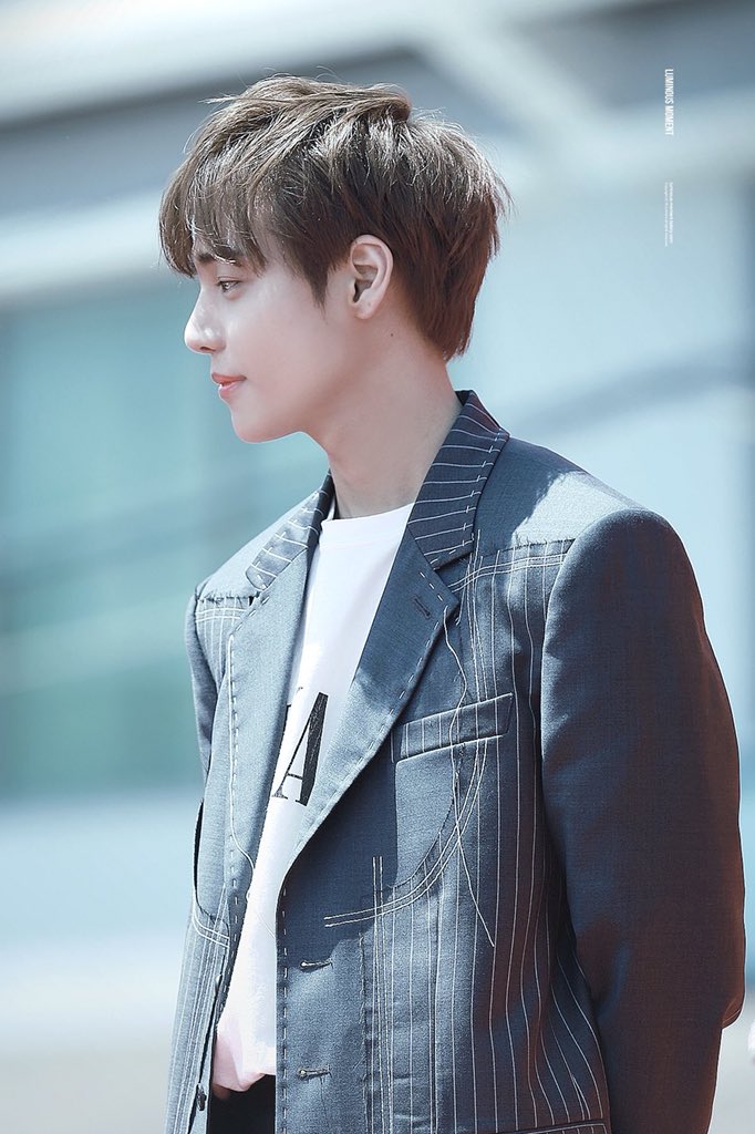 jaewonepics's tweet photo. 190503 https://t.co/dOoXwEitFW