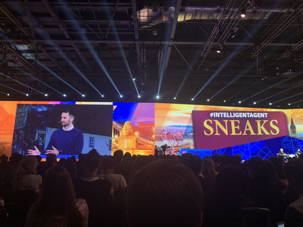 MelMelMuc's tweet photo. #StankSneak  so proud to see our very own esteemed colleague @julianstank rock the stage at #adobesummit forever #stanky https://t.co/8E8EVeawVw