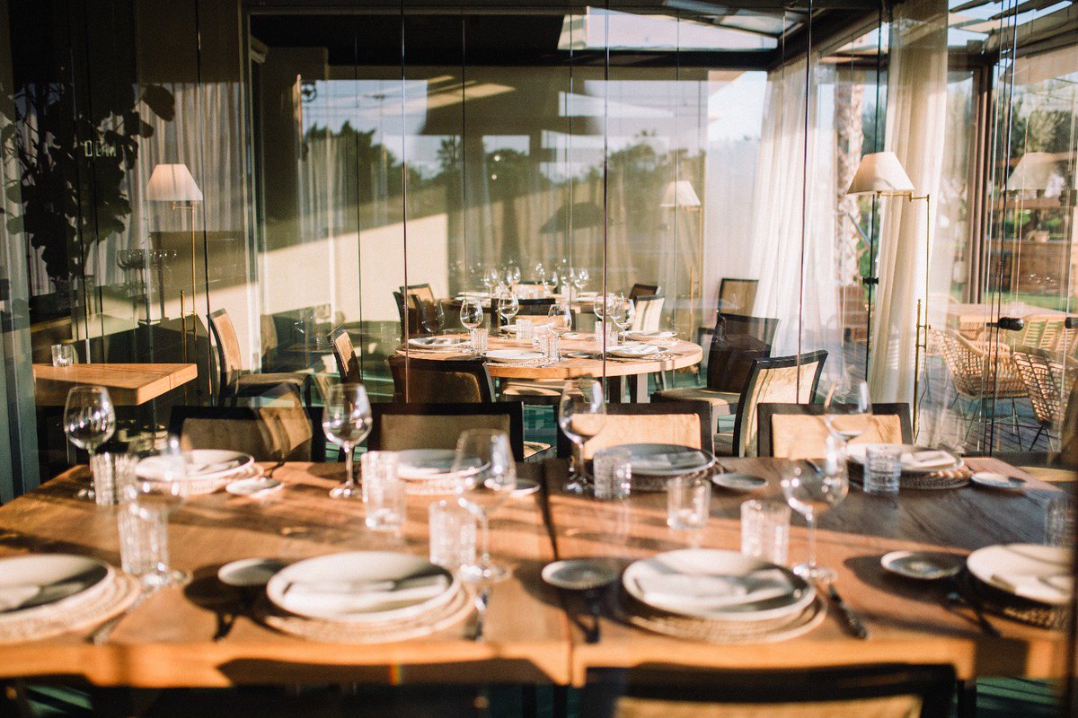 ¿En qué rincón celebrarías tu evento? 💚 descubre nuestros espacios y reservados, disfruta de Petímetre

petimetrerestaurant.com
965 29 74 76 ☀️