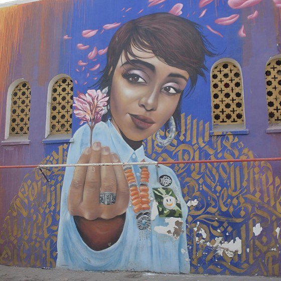 divasdelite's tweet photo. #TBT to this very lovely piece of street art #travel #lookup #inspiredbycolour #streetartistry #dametraveler #traveladdict #sheisnotlost #streetartphotograhy #wecasablanca #graffitimorocco #marchecentral #wallsonfire #murales #passionpassport #globetrott… https://t.co/g1vQK1XvhG https://t.co/u01vUjjEya