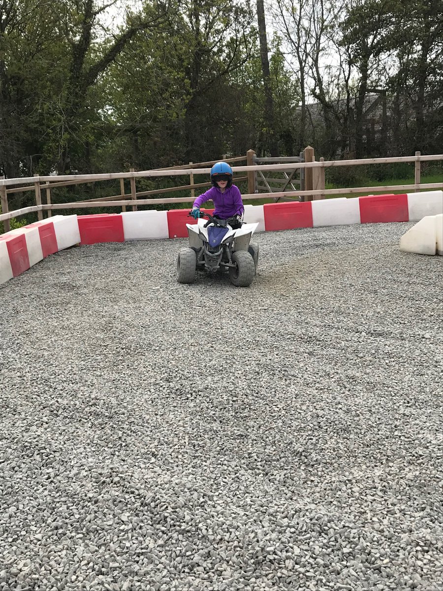 BroBrynach's tweet photo. Mwy o luniau 🛵💨 #cwods #cyflymder #myndfelygwynt!!!!! https://t.co/gGb0yq5LFi