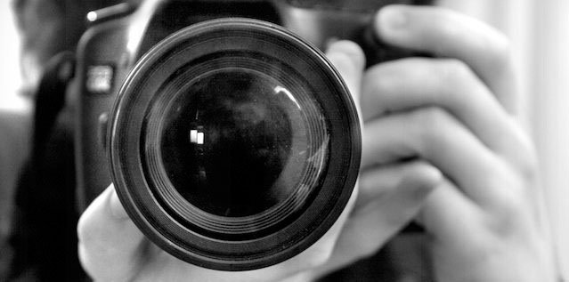MeilleureDate's tweet photo. Equipés des derniers outils numériques, les #photographes de chez Studio Objectivement, immortalisent tous vos #events à travers un regard #artistique affûtés, pour une prise de vue de haute qualité! 
Retrouvez tous les prestataires de l'événementiel >
https://t.co/w8taRT5YTx https://t.co/zhnx301iyh