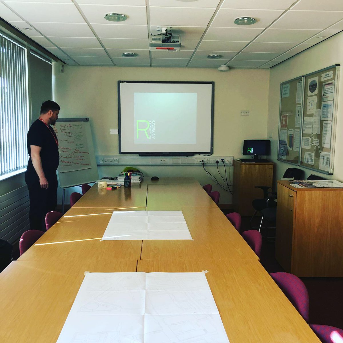 rr_architecture's tweet image. In our interactive careers talk at Sacred Heart Catholic High School today we redesigned Northumberland Street, our younger population would love to see much more greening of the city; a great attitude!
@shhs_events @RIBANorthEast @RIBA #Architecture #ArchitectureCareers #Design