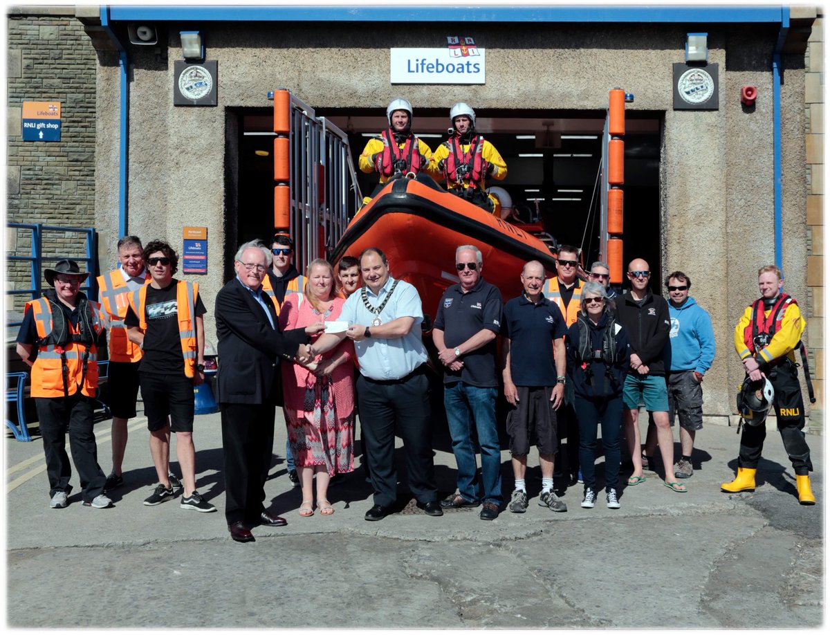 PorthcawlRNLI's tweet photo. Thank you to Craig Jones the outgoing Chairman of Brackla Community Council for the donation of £1032.00 received as a result of fundraising through his charitable fund for Porthcawl RNLI. We appreciate the valued support of our local community that helps us to save lives at sea. https://t.co/x4LEmruW63