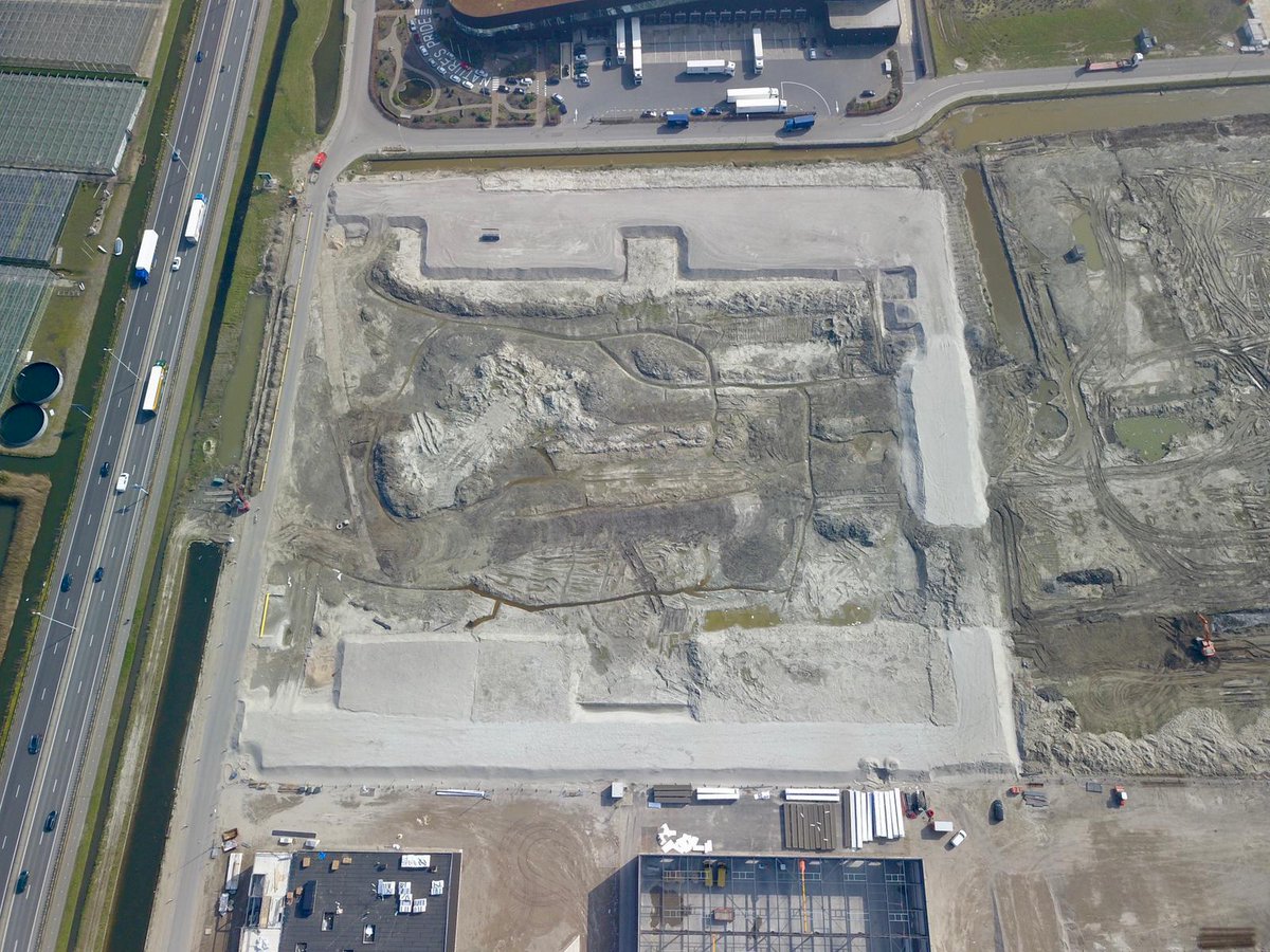 Eerste echte bouwactiviteiten van start!!! Na vele maanden van plannen maken en tekeningen uitwerken, zijn begin mei de eerste echte bouwactiviteiten voor de nieuwe locatie van Coöperatie DOOR gestart. Klik hier voor het volledige bericht bit.ly/2LItTWG