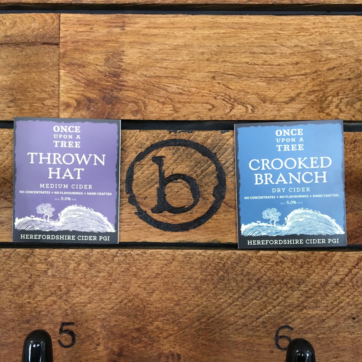 beerhouses's tweet photo. Just finished listening to the latest @ciderchat with @onceuponatree and look what turned up at our door! Nice when life works out like that! #cider #ciderchat https://t.co/w06le638L7