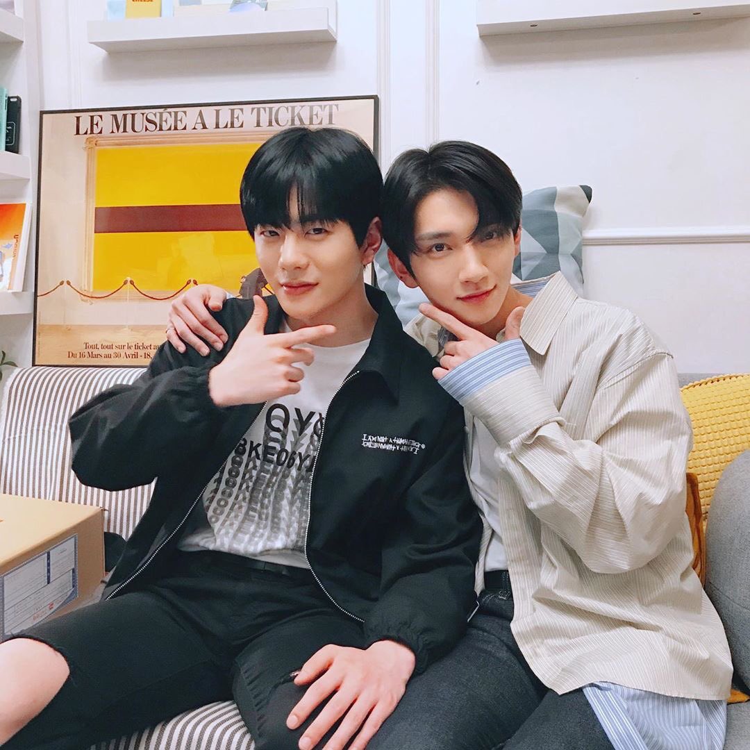 190516 BOY joshua & bomin took a lot more photos