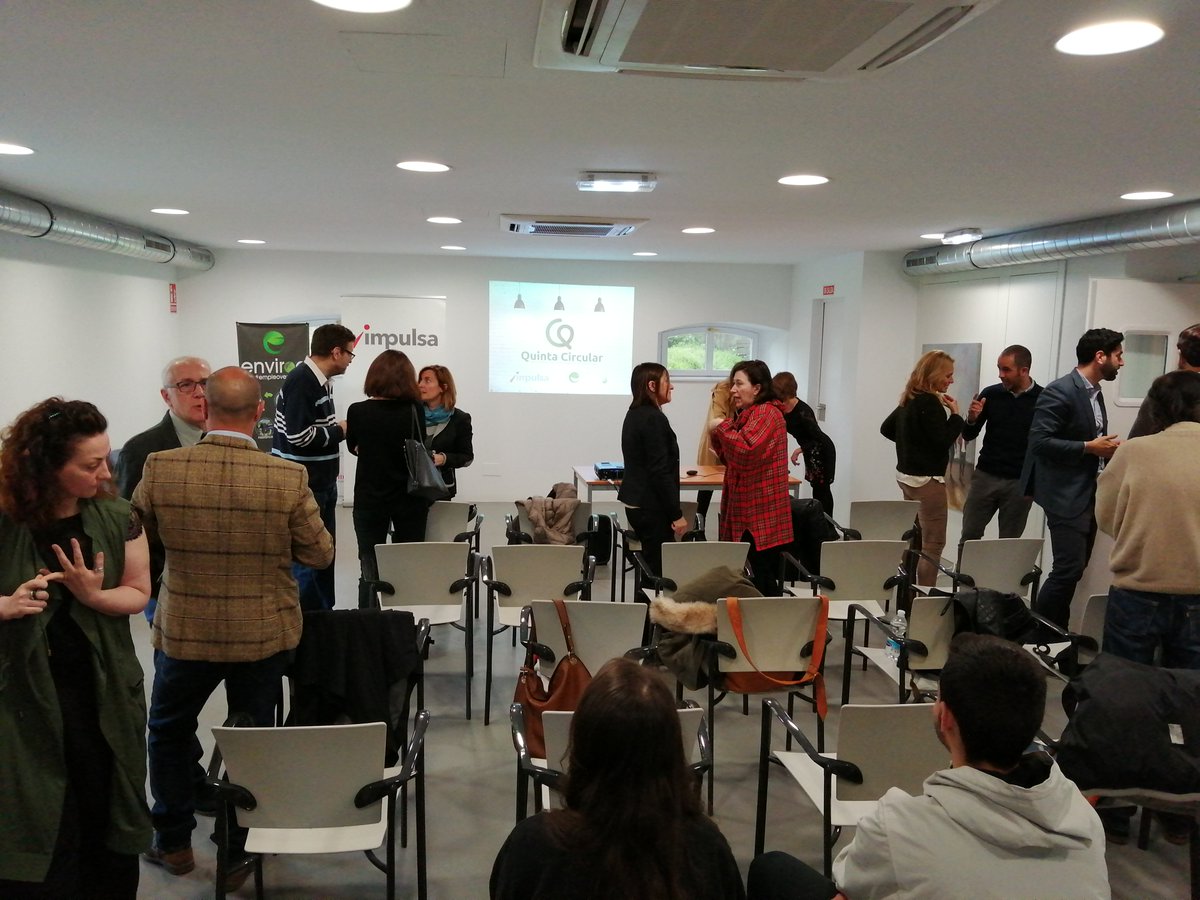 envirooES's tweet photo. Todo listo para el DemoDay donde veremos las evoluciones de lo trabajado con los proyectos en #quintacircular #emprendimiento #economíacircular @GijonImpulsa https://t.co/YPFAwwcI2S