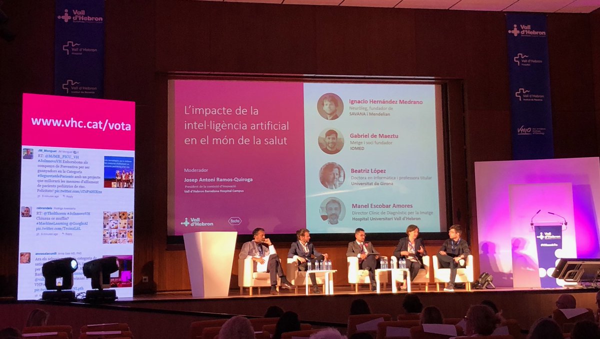 gloria gálvez (@2gespetites) on Twitter photo Comença la taula: l’impacte de la intel.ligència artificial amb @ramosquiroga2 com a moderador #joinnovoVH <a href="/vallhebron/">Vall d'Hebron</a> Comença la taula: l’impacte de la intel.ligència artificial amb @ramosquiroga2 com a moderador #joinnovoVH <a href="/vallhebron/">Vall d'Hebron</a>
