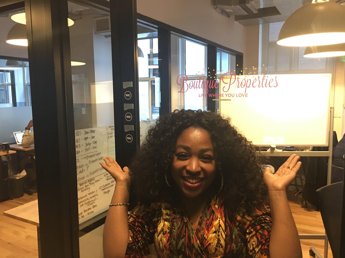 BoutiqueHtx's tweet photo. We got this door decorated! It's happening, y'all 😍
.
.
.
.
.
#dreamhome #entrepreneur #homesforsale #downtownhouston #houstonblogger #newhome #houstontx #houstonlife #houstoncity #firsttimehomebuyer #houstonapartments #houstonproperties #houstonneighborhood #boss #marketing https://t.co/xdBXgHtqLe