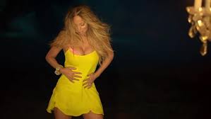 ValentinaMClamb's tweet photo. My recognition: 4. #Beautiful: guitar duet, best Hit from the album, amazing MV,she got best figure of all time! 
#MIAMTECAlbum,lyrics: 'Hop on the back of my bike
Let the good wind blow through your hair'
https://t.co/tdfi1YHwQj

https://t.co/BINCItfE6Y 

MIAMTEC #MeImMariah https://t.co/M2yp7GRrVm