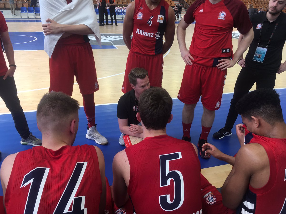 FCBB_Campus's tweet photo. FINAL #FCBB vs. @bczalgiris 85:83 💪🏼
Im letzten Viertel will unserer Mannschaft aber auch so gar nichts mehr gelingen und sie bringt den Sieg gerade so über de Zeit.
Scorer: Sasha #Grant 19pkt, Jason #George 19, Filip #Skobalj 9, Matteo #Brazzi 8, Daniel #Zdravevski 8.
#FCBB https://t.co/FjIeQum76r