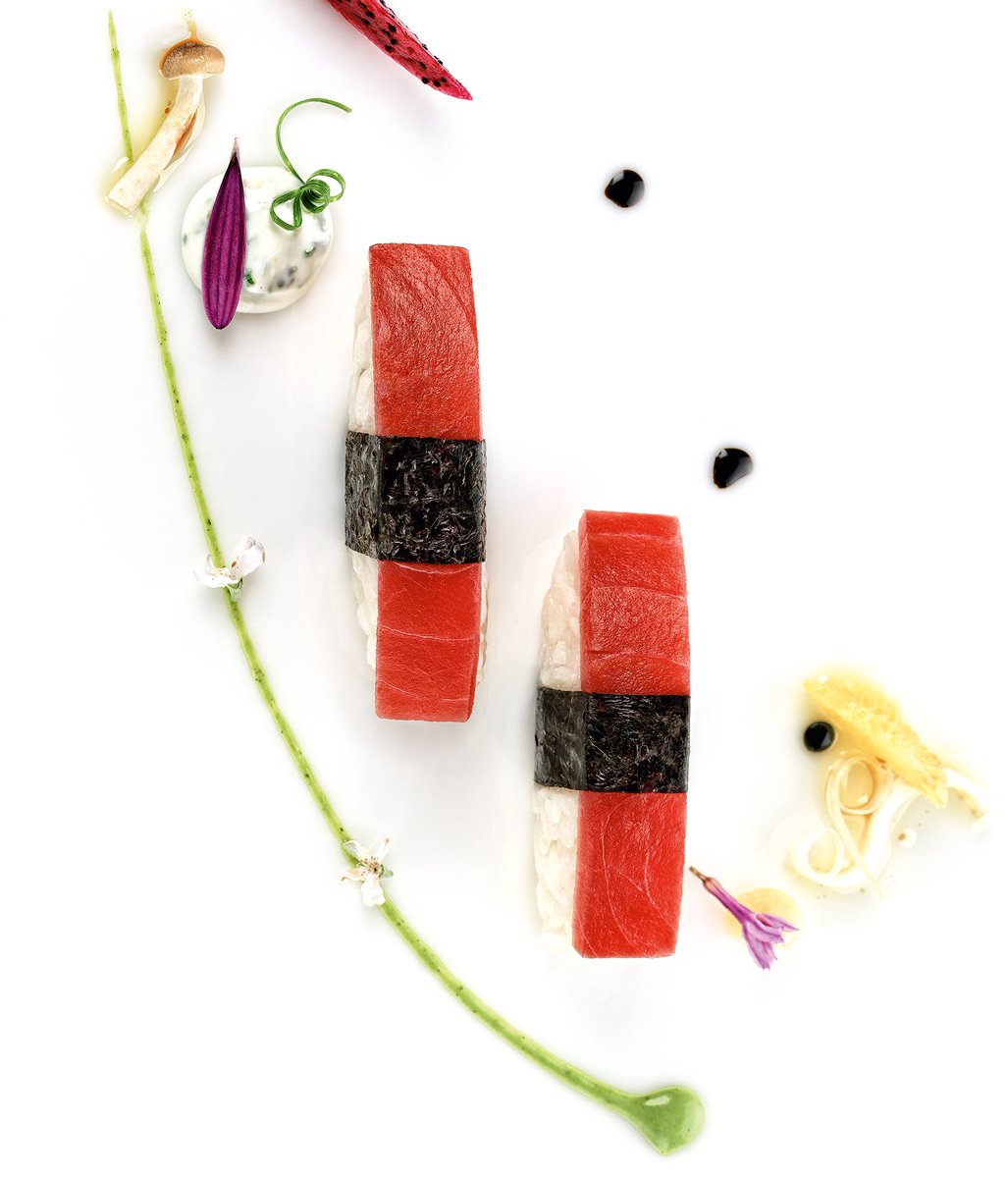 GimarEsMar's tweet photo. El Nigiri de #atún es una apuesta segura y con nuestro #Saku podrás prepararlos de forma sencilla y super rápida.  #sushilovers 🍣 #Gimar https://t.co/wqT6HQ0YpE