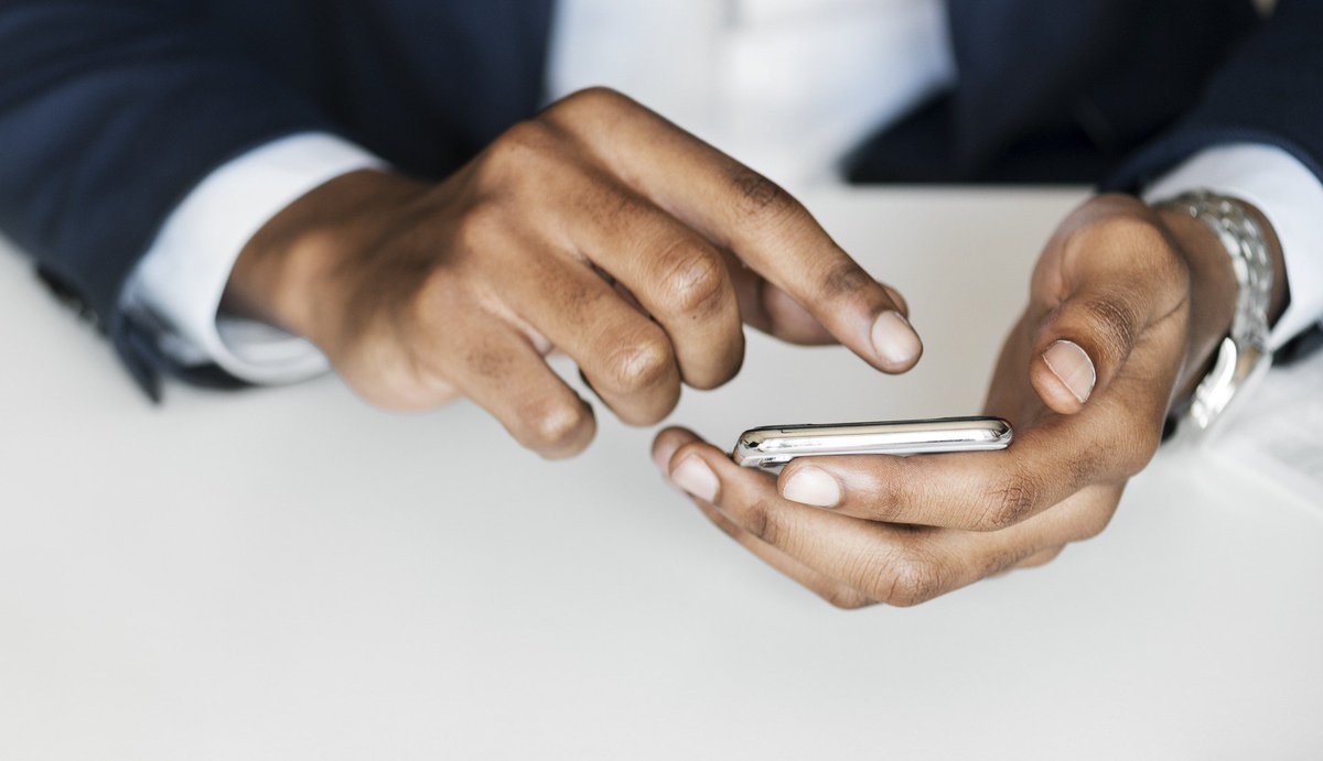 Tendancedici's tweet photo. Le saviez-vous ?
En Janv 2019, on décomptait en Côte d'Ivoire 32, 38 millions de téléphones pour une population de 25, 22 millions d’habitants.  Pour en savoir plus sur les chiffres clés liés au #mobile et #internet en #CIV, cliquez ici https://t.co/WUkmGWpvdP ! #Economie #TDici https://t.co/iaENzx32Te