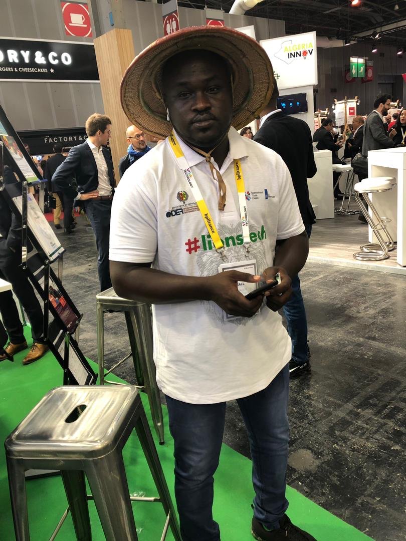 dersenegal's tweet photo. Pour Mamadou Sall co-fondateur de @bayseddo la #VivaTech c'est:
"Senegal, Startup, Innovation, Networking"
#DERNumerique #DERInnovation #AgriTech #GreenTech https://t.co/Y6jV93rTUm