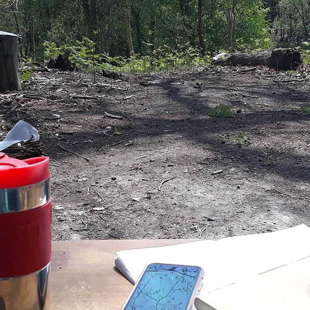 schoolswowalls's tweet photo. Its a hard life doing outdoor education... this is my office for the day final planning for our elderflowerfields schools art trail#arttrail #outdoorlearning #elderflowerfields #artactive https://t.co/ofcVKbjmwW