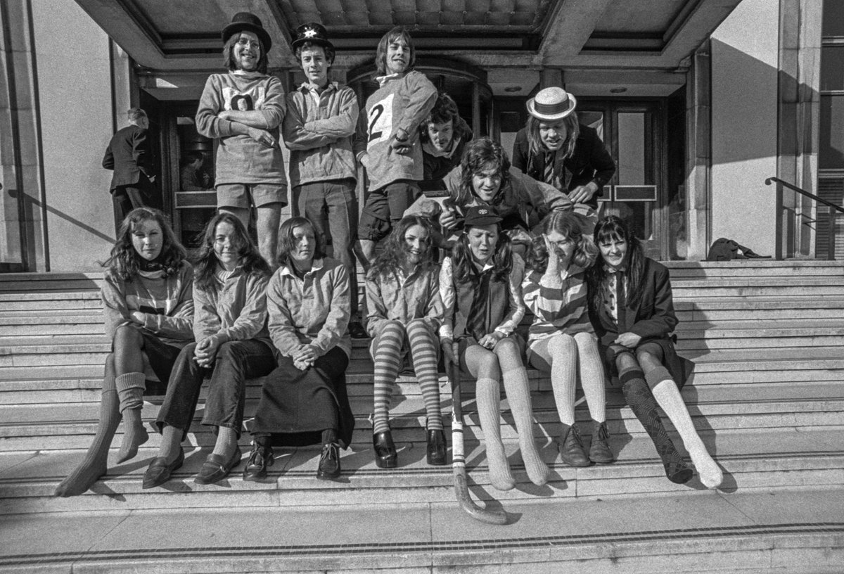 dundeeuni's tweet image. Looking forward to this year&apos;s #djcaddegreeshow?! For this week&apos;s #tbt we thought we&apos;d take you back to the 70s! Thank you to Graphic Design graduate Walter Simms for sending us these amazing images. Spot anyone? @DJCAD