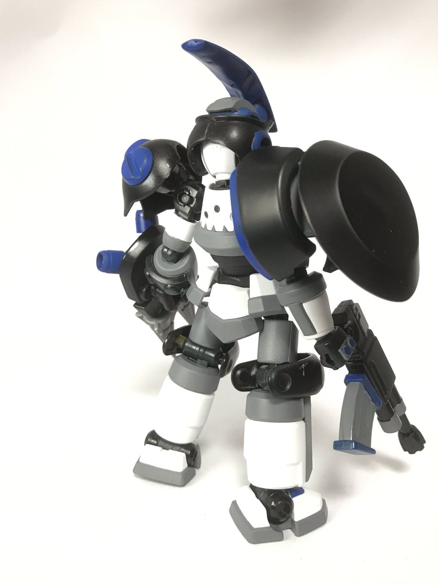 NowTkc's tweet photo. 本日のしんさ〜く!
LBX『B-less(ビーレス)』
アキレス×デクーのアキレスベースの方です。
武器はリスキャッターガン、ツインパイルガーター。
名前の由来や本体の設定はショートストーリーで公開?するやも…
#LBX
#LBX_RS
#LBX_AxD
#ダンボール戦機 https://t.co/1DMicWMetE