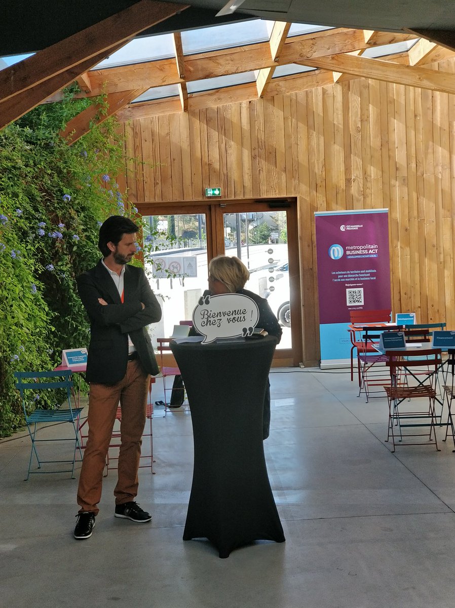 Bienvenue chez vous! <a href="/UPE13_/">Upe 13</a> Aubagne partenaire de la @CCI_MP représentée par F.Moschetti <a href="/smmevent/">SMM Events</a>  pour cette matinée de rencontres et d'échanges avec les nouveaux entrepreneurs du territoire d'Aubagne la Ciotat aux côtés de la <a href="/villedaubagne/">Aubagne</a> <a href="/cpme13/">CPME 13</a> et les 7 zones d'activités