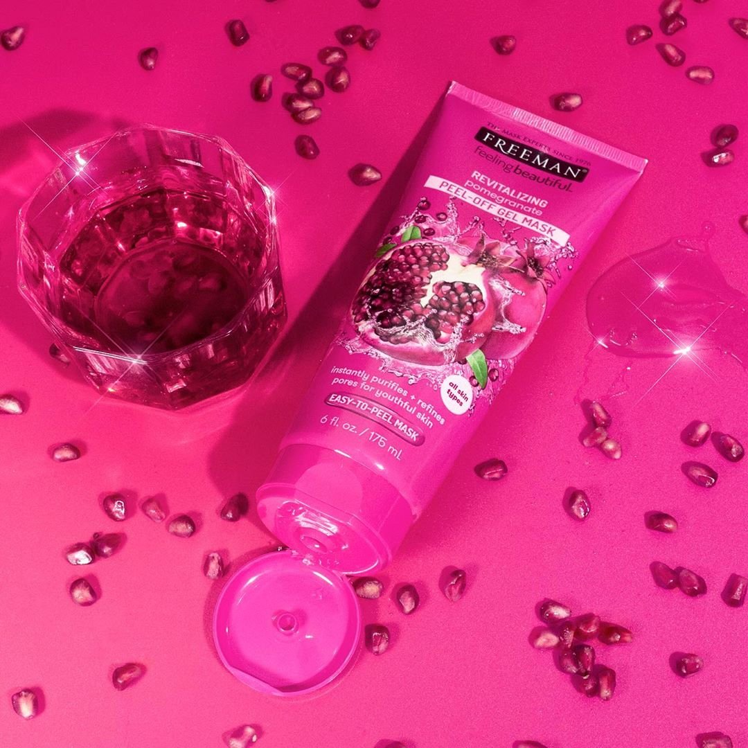 This classic mask is still a fan favorite for refreshed skin! ❤️ Pomegranates are rich in antioxidants - which help restore and protect skin, and Vitamin C - which helps stimulate collagen production for smooth skin.