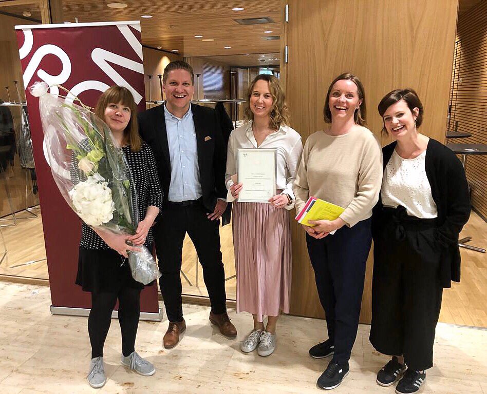 KreabHelsinki's tweet photo. Helppo hymyillä! Kreabin talven suuri työ, @metsogroup vuosikertomus 2018 valittiin vuoden parhaaksi pörssiyhtiön kertomukseksi @ProComRy vuosikertomusarviossa! 
#viestintä #vuosikertomusarvio #vastuullisuus https://t.co/677x9TDsqT