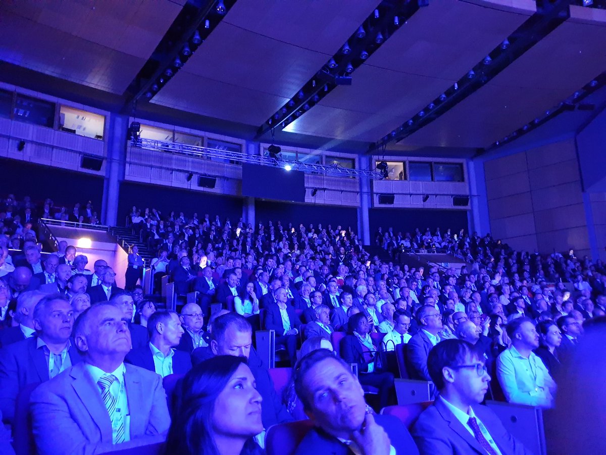 Full house for <a href="/BorisJohnson/">Boris Johnson</a> at #BIBA2019 and Hackathon winners