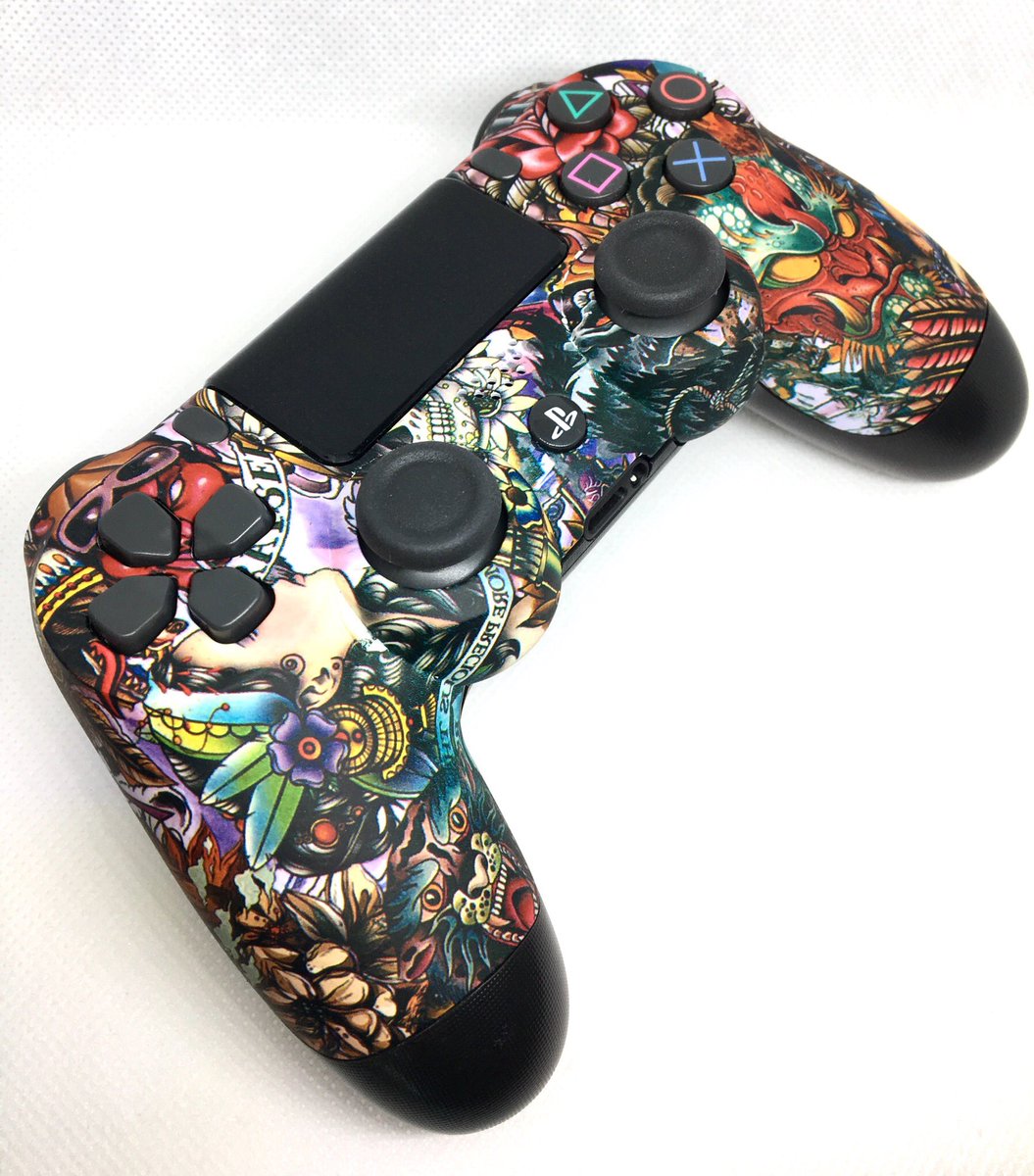 GeekServices's tweet photo. Salut à tous,
Un nouveau modèle disponible,
Une Perso hautes en couleurs!
Vernis softtouch effet mat au toucher peau de pêche..génial!
#Geekcontroller #Ps4 #Dragon #Skull #India
https://t.co/5qJW5GIrxS
Excellente soirée 😃 https://t.co/JUjnwz8iA7