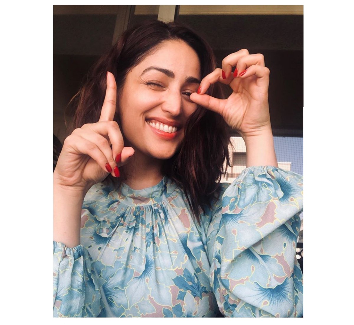 NamanManchanda4's tweet photo. Kitno ka kaati ho ab tak
She:
@yamigautam #bitchythings https://t.co/bsxHJ4ukii