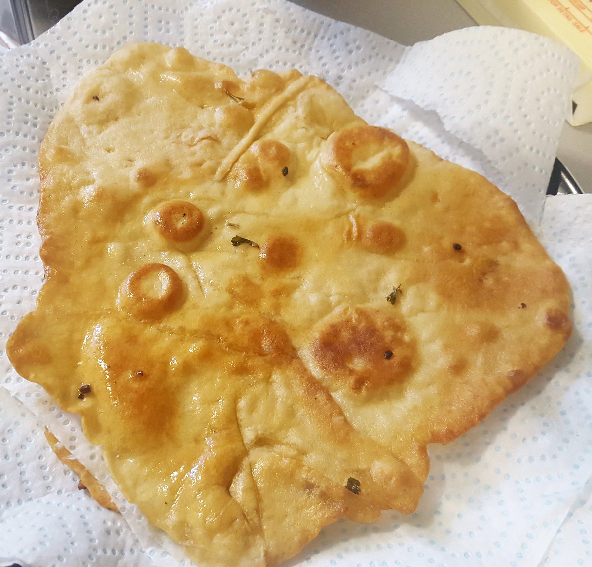 SoGoodCooking1's tweet photo. Easy Peasy Naan! Recipe here: https://t.co/0H1qA1OsxC

#ThursdayThoughts #ThursdayMotivation #foodblog #foodblogger #Foodies #foodie #RecipeOfTheDay #recipe #naan https://t.co/H3b7sQRjz9