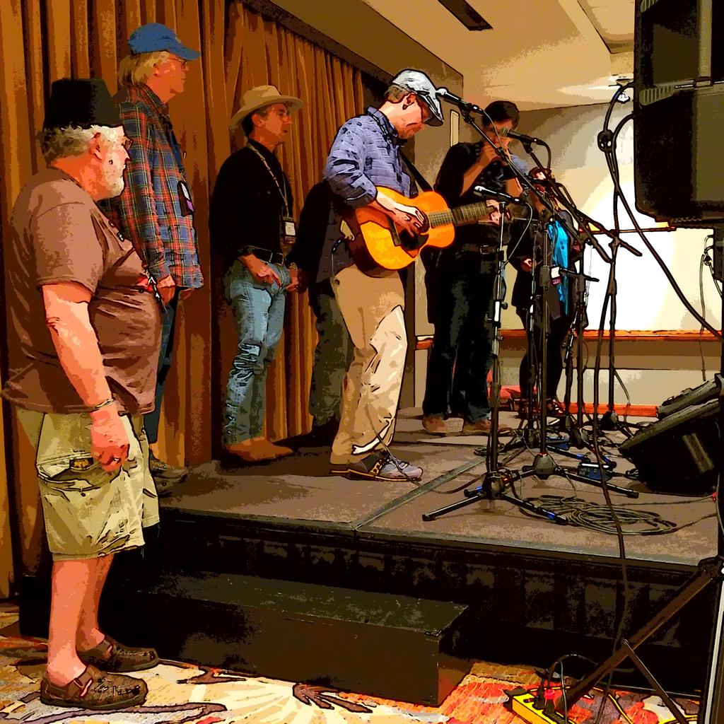 SERFAfolk's tweet photo. Open Mic at #SERFA19 https://t.co/ViaMX6bltH